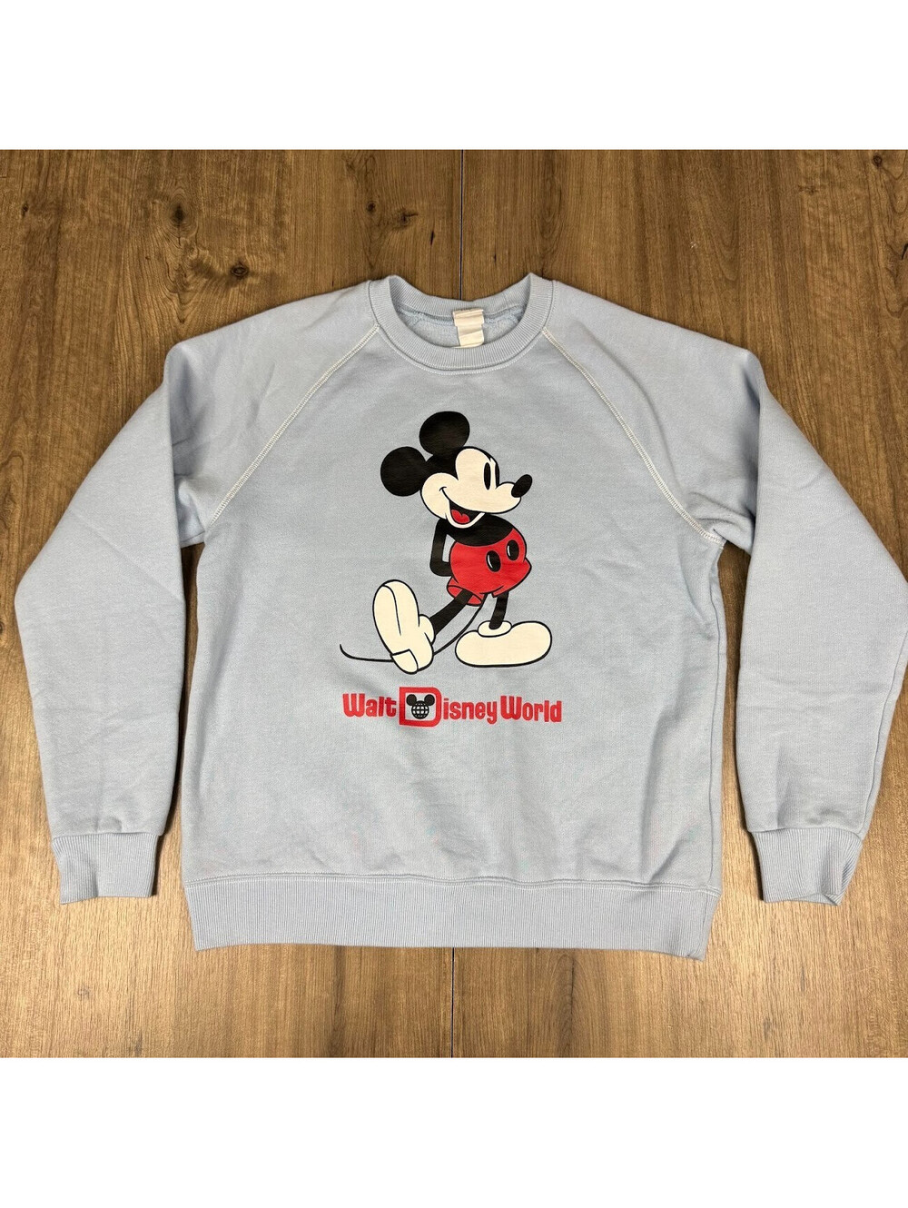 DISNEY Sweatshirt Adult Medium Light Blue Mickey Mouse Disneyland Crew Neck